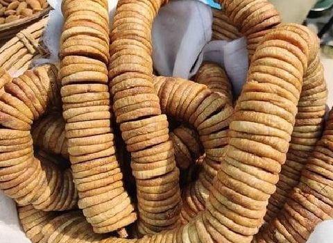 انجیر خشک نخی با ظاهری زیبا و لوکس